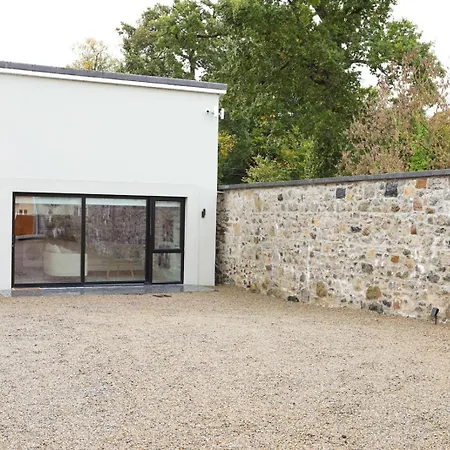 5* Self Catering 1 Bed Apartment Nenagh