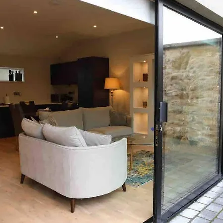 5* Self Catering 1 Bed Nenagh